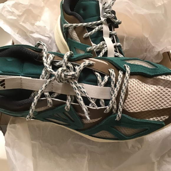 ADIDAS KANTAI HIKING SNEAKERS - Picture 15 of 16